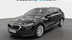 Negro Usado 2021 Skoda Octavia Ambition Familiar | 17.810 € (Precio justo)