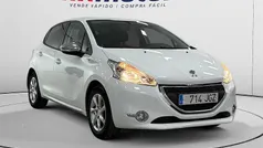 Usado 2015 Peugeot 208 Style Utilitario | 7490 € (Precio justo)