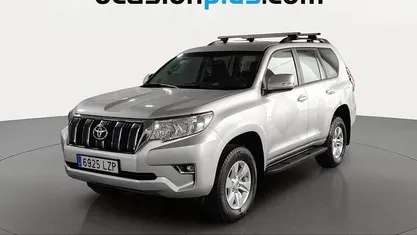 Usado Toyota Land Cruiser 204 CV (150 kW) 2022 Gris plata SUV