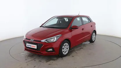 Rojo Usado 2019 Hyundai i20 Berlina | 12.299 € (Precio justo)