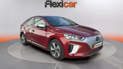 Usado Hyundai Ioniq Style 88 kW (120 CV) 2019 Rojo Utilitario
