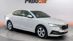 Blanco Usado 2021 Skoda Octavia Ambition Berlina | 17.690 € (Precio justo)