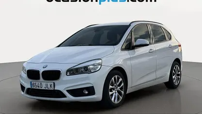 Usado BMW 218 Active Tourer 150 CV (110 kW) 2016 Blanco Monovolumen