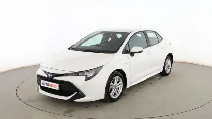Begagnad Toyota Corolla Active 122 HK (89 kW) 2020 Vit Sedan