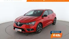 Rojo Usado 2019 Renault Mégane IV LIMITED Utilitario | 14.199 € (Precio justo)