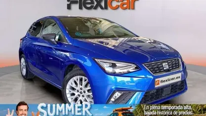 Usado Seat Ibiza Style 110 CV (80 kW) 2024 Azul Utilitario