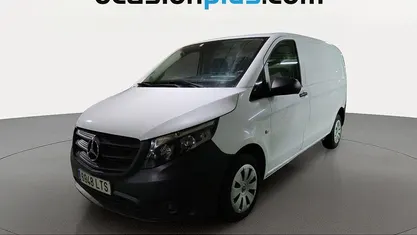 Usado Mercedes Vito 102 CV (75 kW) 2021 Blanco Van