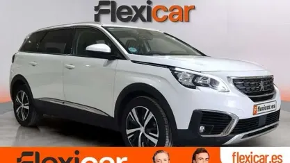 Usado Peugeot 5008 Active 131 CV (96 kW) 2019 Blanco SUV