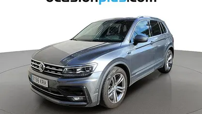 Usado VW Tiguan Sportline 150 CV (110 kW) 2018 Gris SUV