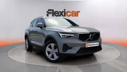 Usado Volvo XC40 Core 129 CV (94 kW) 2024 Gris SUV