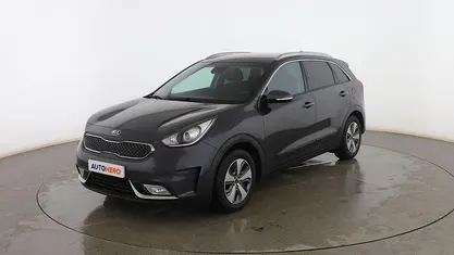 Usado Kia Niro 141 CV (103 kW) 2018 Gris SUV