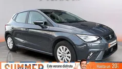 Gris / plata Usado 2023 Seat Ibiza Style Berlina | 15.990 € (Precio justo)