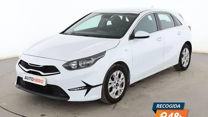 Usado Kia Ceed 120 CV (88 kW) 2023 Blanco Utilitario