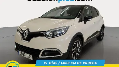 Usado Renault Captur Zen 120 CV (88 kW) 2013 Beige SUV