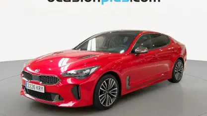 Usado Kia Stinger GT-Line 200 CV (147 kW) 2018 Rojo Utilitario