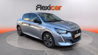 Usado Peugeot 208 Allure 101 CV (74 kW) 2023 Gris Utilitario