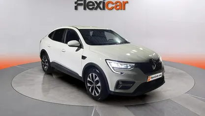 Usado Renault Arkana Evolution 145 CV (106 kW) 2023 Blanco SUV