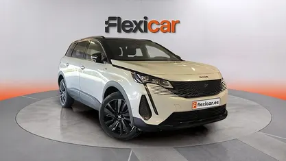 Usado Peugeot 5008 GT 131 CV (96 kW) 2023 Blanco SUV