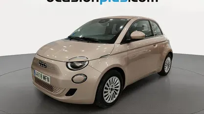 Usado Fiat 500e 86 kW (118 CV) 2023 Beige Utilitario