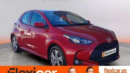 Usado Toyota Yaris Hybrid Active 116 CV (85 kW) 2024 Utilitario
