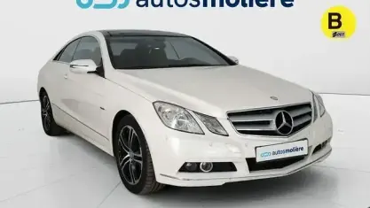 Usado Mercedes E250 Avantgarde 204 CV (150 kW) 2009 Blanco Coupe
