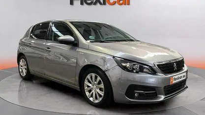 Usado 2020 Peugeot 308 Style Utilitario | 9890 € (Precio justo)