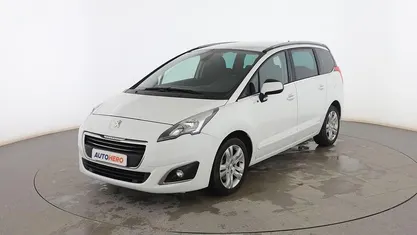 Usado Peugeot 5008 Style 150 CV (110 kW) 2014 Monovolumen