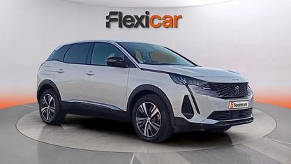 Usado Peugeot 3008 Allure 131 CV (96 kW) 2023 Blanco Monovolumen