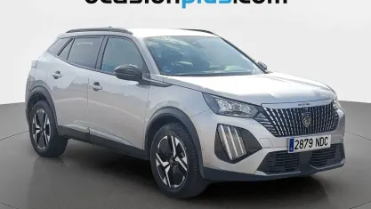 Usado Peugeot 2008 Allure 145 CV (106 kW) 2025 Gris SUV