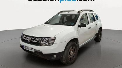 Käytetty Dacia Duster Ambiance 90 HP (66 kW) 2017 Valkoinen Katumaasturi