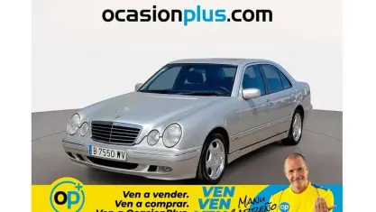 Usado Mercedes E430 Avantgarde 279 CV (205 kW) 2000 Plateado Berlina