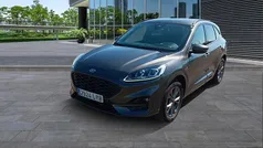 Gris / plata Usado 2022 Ford Kuga ST-Line X SUV | 24.500 € (Precio justo)