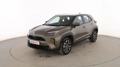 Usado Toyota Yaris Cross Active 116 CV (85 kW) 2023 Dorado SUV