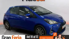 Azul Usado 2018 Toyota Yaris Active Berlina | 12.490 € (Precio justo)
