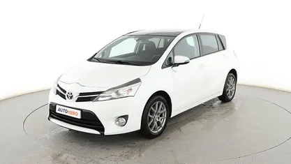 Usado Toyota Verso Comfort 110 CV (80 kW) 2014 Blanco Monovolumen