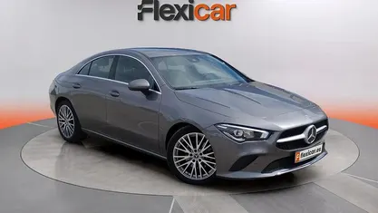 Usado Mercedes CLA200 150 CV (110 kW) 2022 Gris Coupe