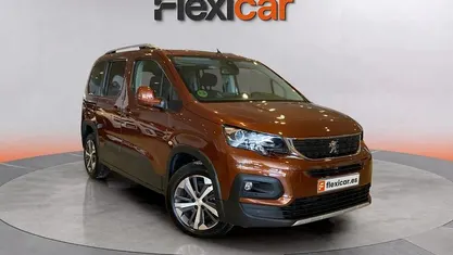 Usado Peugeot Rifter Allure 131 CV (96 kW) 2019 Monovolumen