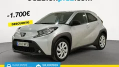 Usado 2024 Toyota Aygo Play Utilitario | 14.850 € (Precio justo)