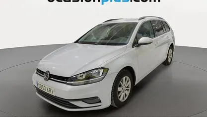 Usado 2018 VW Golf Sportsvan Business Monovolumen | 13.546 € (Precio justo)