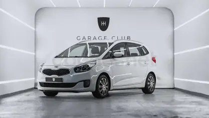 Usado Kia Carens 116 CV (85 kW) 2015 Blanco Monovolumen