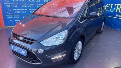 Usado 2010 Ford S-MAX Titanium Monovolumen | 5650 € (Precio justo)