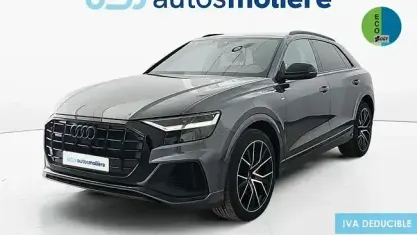 Usado Audi Q8 Ambiente 286 CV (210 kW) 2022 Gris SUV
