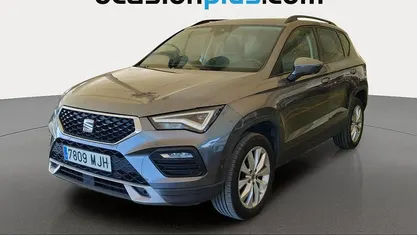 Usado Seat Ateca Style 150 CV (110 kW) 2023 Gris SUV
