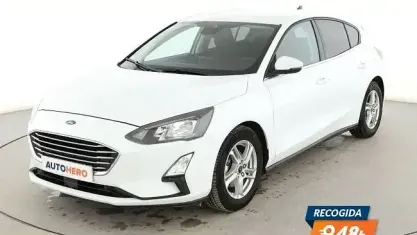 Używany Ford Focus Trend 120 KM (88 kW) 2020 Biały Sedan/Limuzyna