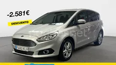 Gris / plata Usado 2018 Ford S-MAX Titanium Monovolumen | 18.500 € (Precio justo)