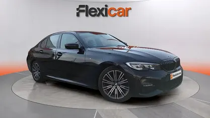 Usado BMW 318 Comfort Edition 151 CV (111 kW) 2019 Negro Berlina