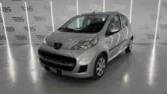 Gris Usado 2010 Peugeot 107 Utilitario | 5900 €