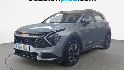 Usado Kia Sportage 136 CV (100 kW) 2023 Gris plata SUV