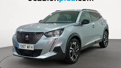 Usado Peugeot 2008 Allure 101 CV (74 kW) 2023 Gris SUV