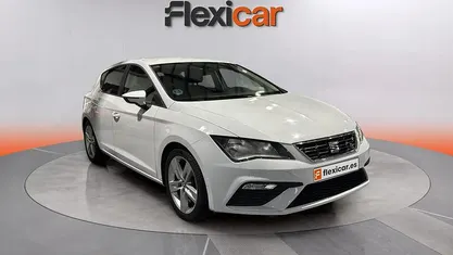 Usado Seat Leon ST FR 150 CV (110 kW) 2019 Blanco Familiar
